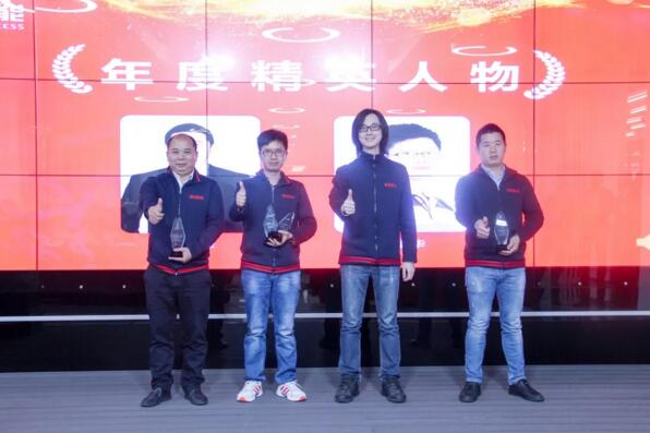 年度精英人物：王炎華、萬清華