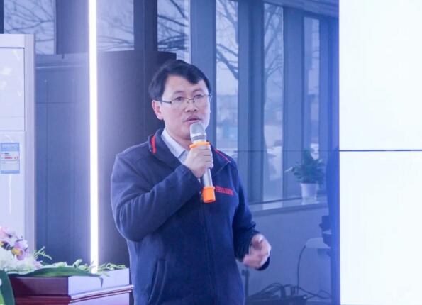 行業(yè)產(chǎn)品銷售中心總監(jiān)熊祥先生