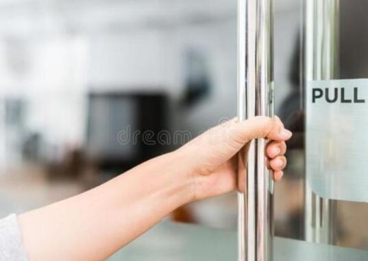 無接觸 百勝工廠、辦公樓通道管控設(shè)備 