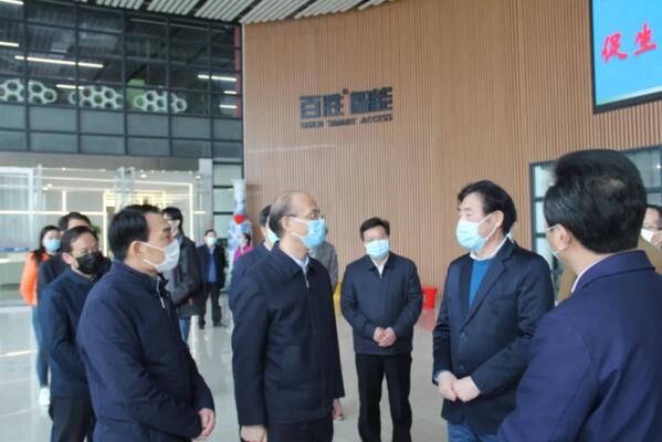 省委常委、副省長吳曉軍鼓勵(lì)百勝堅(jiān)定發(fā)展信心