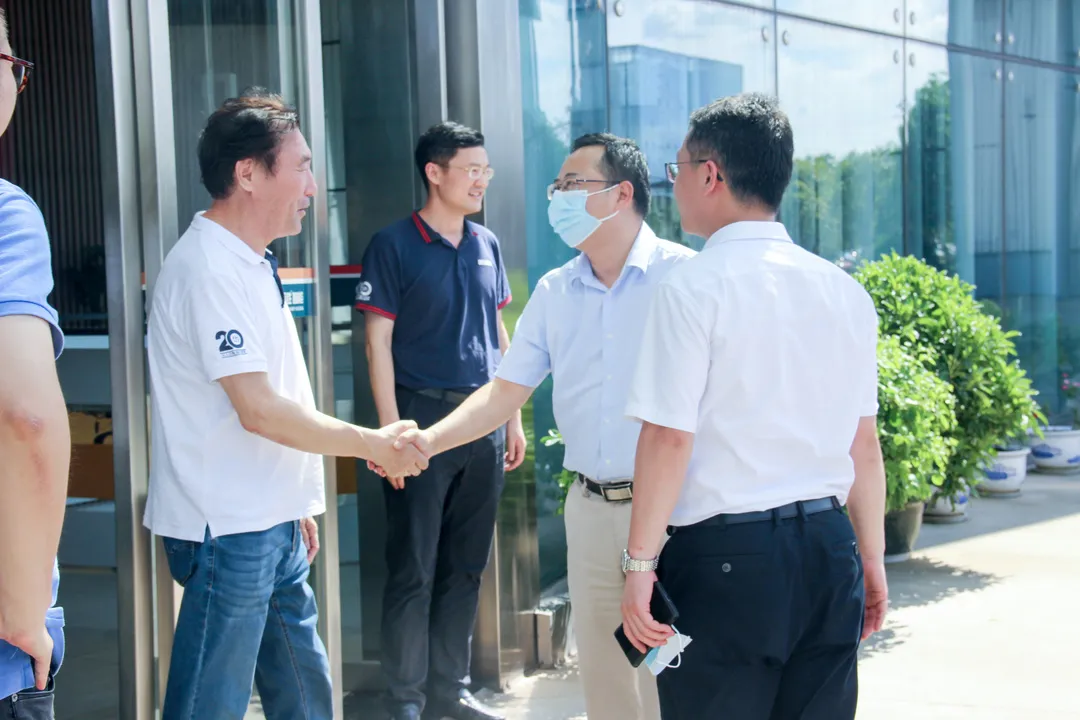 省發(fā)改委副主任寧全一行蒞臨百勝智能開展“五問五幫”走訪調(diào)研活動