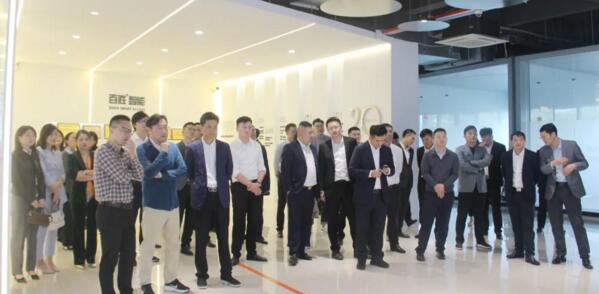 熱烈歡迎江西省委、省青年企業(yè)家協(xié)會嘉賓蒞臨百勝智能參觀指導(dǎo)