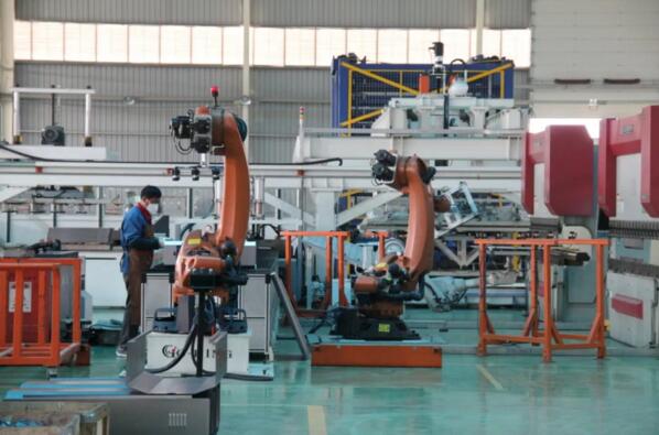 一手抓生產(chǎn)，有序有力，加速?gòu)?fù)產(chǎn)