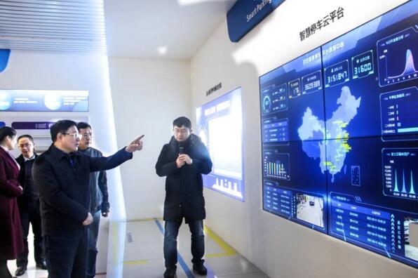南航黨委領(lǐng)導(dǎo)一行了解百勝無人值守型停車場解決方案及市場應(yīng)用情況