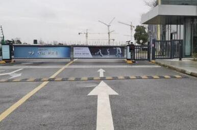 人行、車行一體化智慧管理，百勝智能助力新松機(jī)器人數(shù)字化工廠建設(shè)