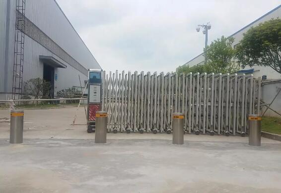 如何正確安裝百勝自動升降地柱？