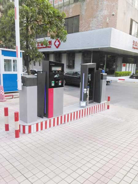 佛山南海農(nóng)商銀行停車場(chǎng)系統(tǒng)案例 - 中出網(wǎng)-智能出入口與停車充電門戶