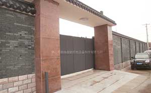 溧陽市田家山村委會(huì)智能無軌懸浮門工程案例 - 中出網(wǎng)-智能出入口與停車充電門戶