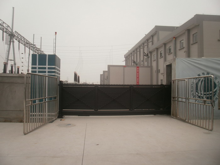 湖北省電力公司（荊州220kV居正變電站）智能無軌懸浮門工程案例 - 中出網(wǎng)-智能出入口與停車充電門戶