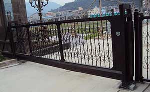 溫州市巨溪鎮(zhèn)康樂山莊智能無軌懸浮門工程案例