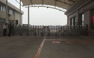 大連機(jī)場(chǎng)智能安全伸縮平移門(mén)工程案例