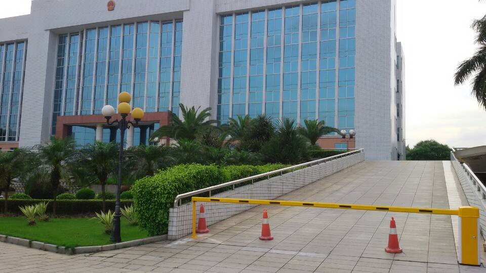 東莞市東坑人民政府停車場(chǎng)系統(tǒng)工程案例 - 中出網(wǎng)-智能出入口與停車充電門戶