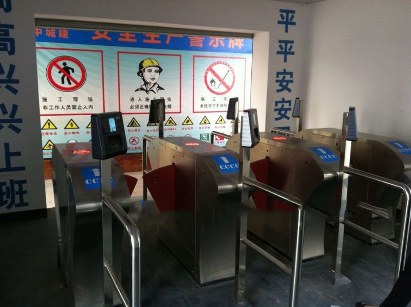 工地實名制考勤通道閘系統(tǒng)案例 - 中出網(wǎng)-智能出入口與停車充電門戶
