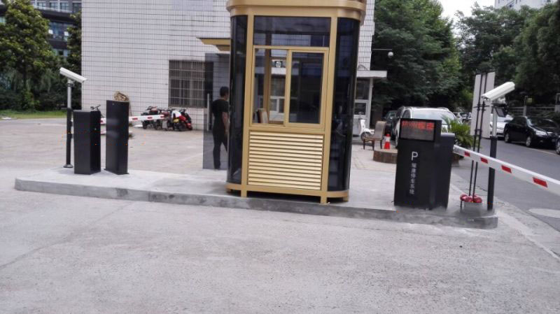 東方威尼期大酒店停車場系統(tǒng)案例 - 中出網(wǎng)-智能出入口與停車充電門戶