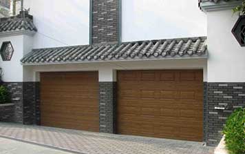 電動(dòng)車庫(kù)門