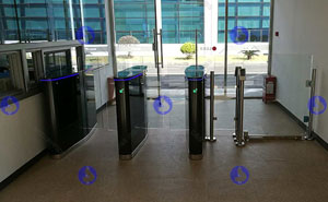 廣州LG樂(lè)金化學(xué)工廠通道閘案例 - 中出網(wǎng)-智能出入口與停車充電門戶