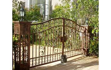 別墅門(mén)