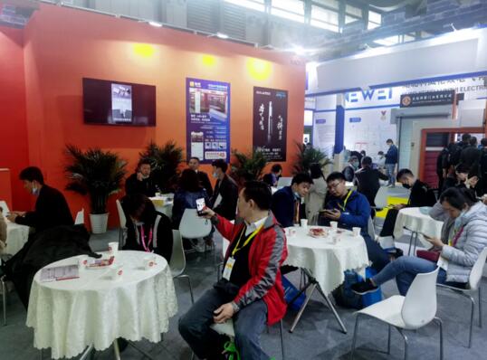 客戶洽談業(yè)務(wù)