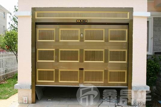 豪華翻板車庫門