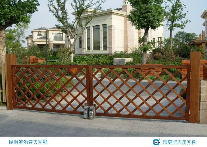 昆明滇池春天別墅平開門機案例 - 中出網(wǎng)-智能出入口與停車充電門戶