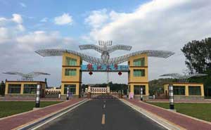 湛江鶴地水庫(kù)風(fēng)景區(qū)伸縮門(mén)案例