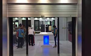 廣州展會長富參展自動門案例 - 中出網-智能出入口與停車充電門戶