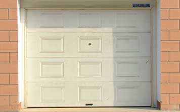 電動(dòng)車庫門