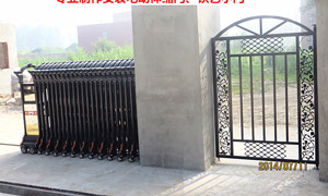 廊坊萬(wàn)森紅酒公司伸縮門案例