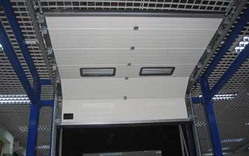 工業(yè)滑升門(mén)