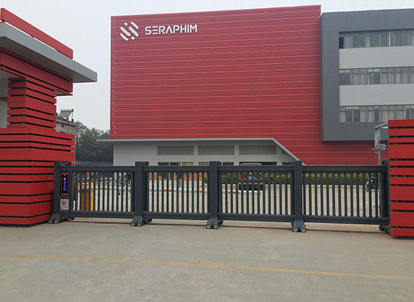 盛世昌?。蛻舭咐?-平移門）——常州太陽能公司 - 中出網(wǎng)-智能出入口與停車充電門戶