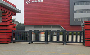 盛世昌?。蛻舭咐?-平移門）——常州太陽能公司