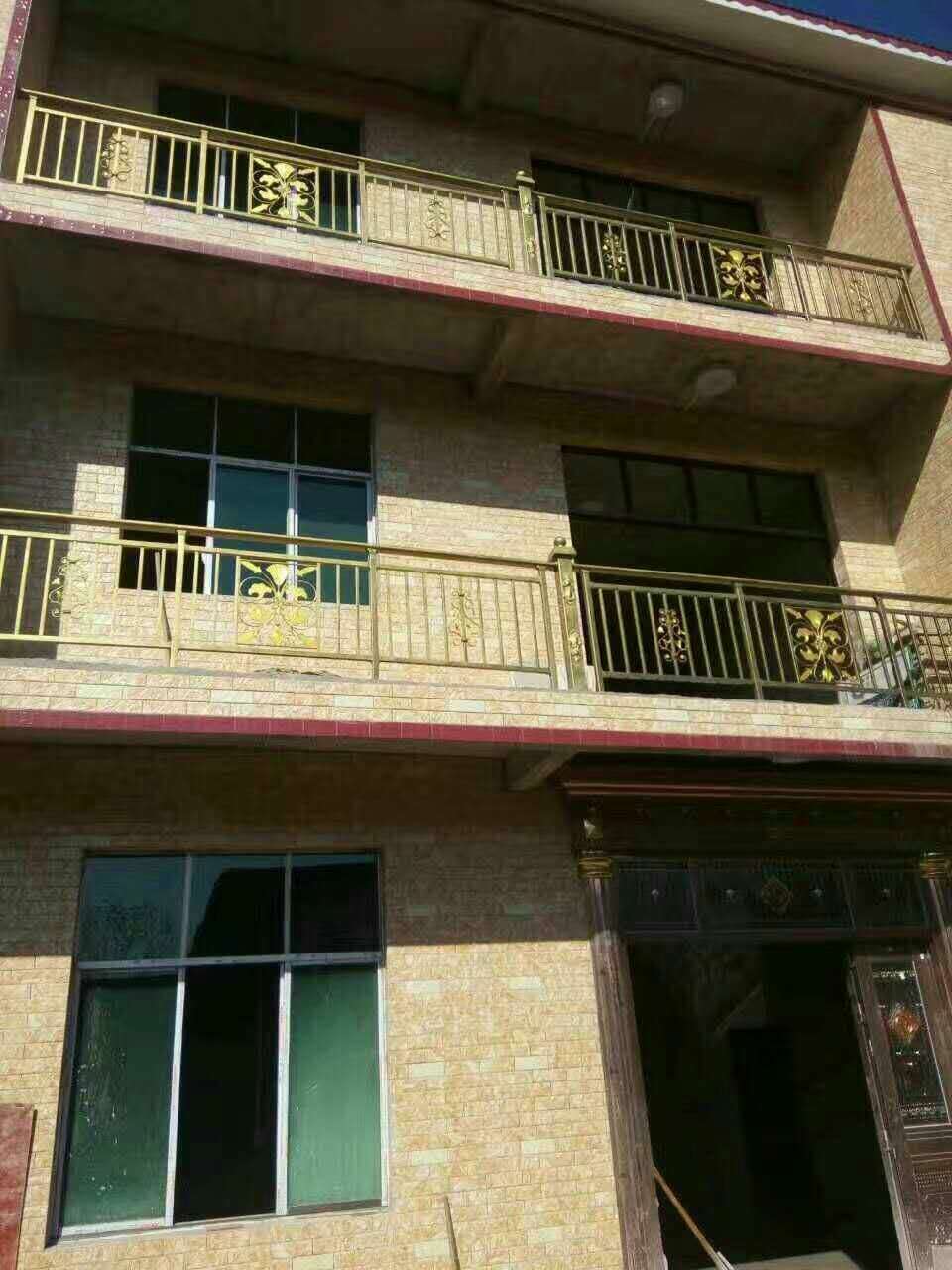 別墅陽臺(tái)護(hù)欄