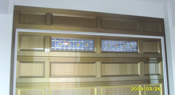 鋁合金車庫(kù)門