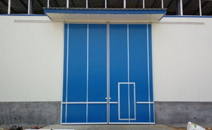 河南駝人醫(yī)療器械公司工業(yè)門案例