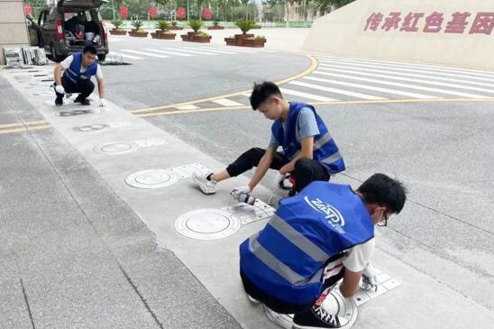 卓奧世鵬不畏盛夏酷暑，撐起平安“保護(hù)傘”