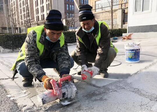 【不畏嚴(yán)寒，堅(jiān)守使命】卓奧世鵬學(xué)校升降柱項(xiàng)目紀(jì)實(shí)