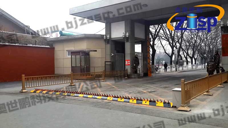 中國人民解放軍62301部隊破胎器案例 - 中出網(wǎng)-智能出入口與停車充電門戶