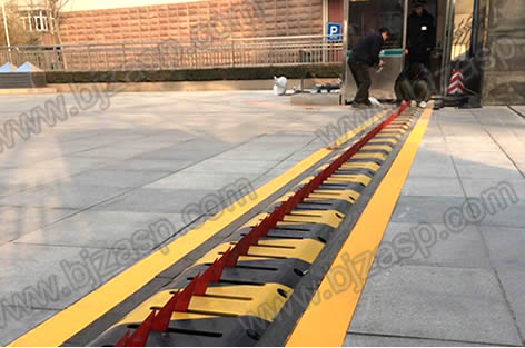 濟(jì)南國家電網(wǎng)減速壟式破胎器案例 - 中出網(wǎng)-智能出入口與停車充電門戶