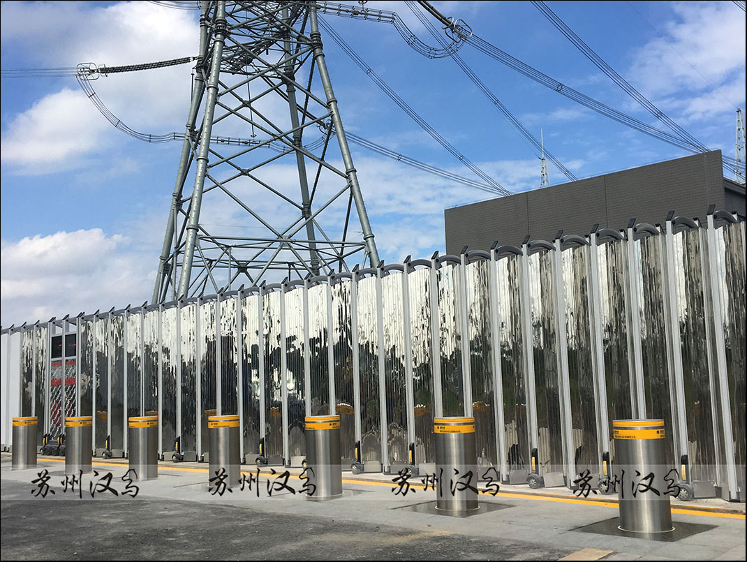 國(guó)家電網(wǎng)蘇州站全自動(dòng)防撞路樁昂首屹立