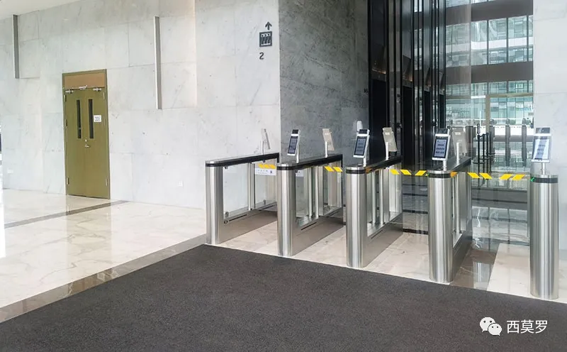 廣州報(bào)業(yè)文化中心-人臉識(shí)別擺閘