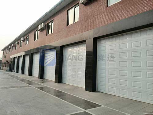 鋁合金車庫(kù)門