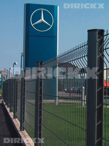 奔馳汽車(chē)公司護(hù)欄案例 - 中出網(wǎng)-智能出入口與停車(chē)充電門(mén)戶