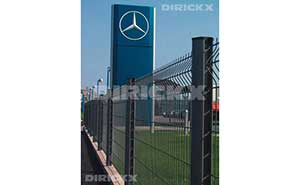 奔馳汽車公司護欄案例