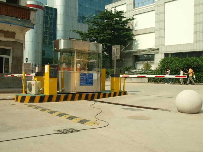 福建廈門醫(yī)藥公司道閘案例 - 中出網(wǎng)-智能出入口與停車充電門戶