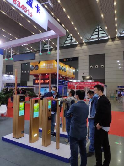 藍(lán)卡科技帶來(lái)了全新的AIoT無(wú)人化停車場(chǎng)管理系統(tǒng)