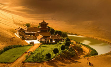 敦煌鳴沙山月牙泉通道閘案例 - 中出網(wǎng)-智能出入口與停車(chē)充電門(mén)戶(hù)