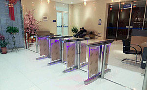 無錫民生銀行速通門案例 - 中出網(wǎng)-智能出入口與停車充電門戶