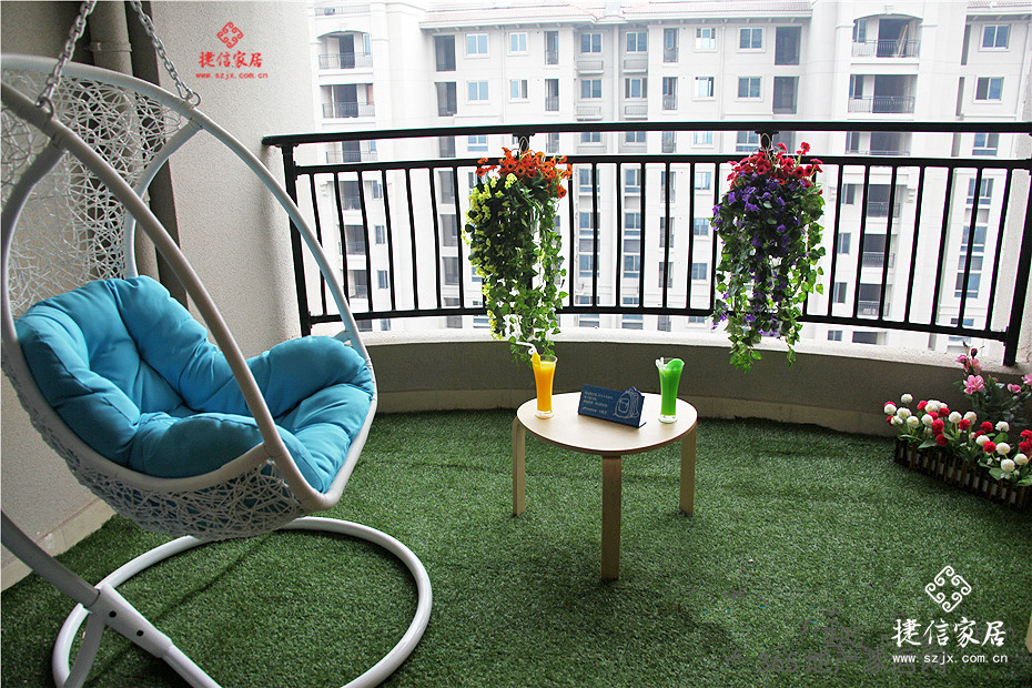 蕪湖碧桂園白鷺灣陽(yáng)臺(tái)護(hù)窗欄桿案例