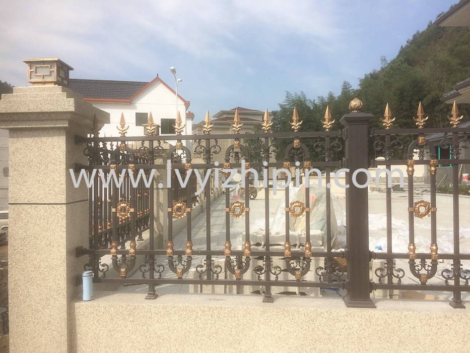 鋁藝護欄 - 鋁藝護欄