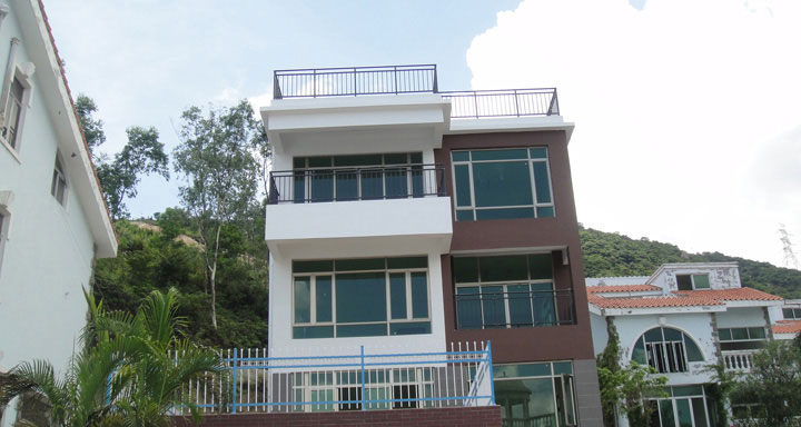 定安縣住宅陽臺護欄案例 - 中出網(wǎng)-智能出入口與停車充電門戶